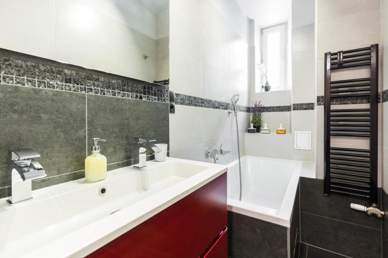 Apartment At Wawel - Kazimierz - Krakau Buitenkant foto